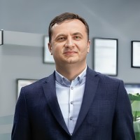 E-mail e número de telefone de Zurab Dzagania