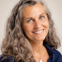 Petra Barthillat Email