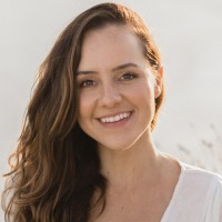 Fernanda B. Soares Email & Phone Number