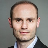 Laszlo Papp Email