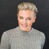 Salon Buzz Chicago Employee Kimberly Perry's profile photo