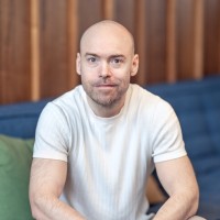 Stock Analysis Employee Kris Gunnars's profile photo