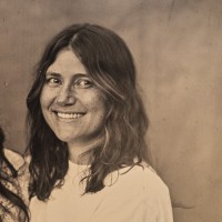 Eleni Hollinshead Email