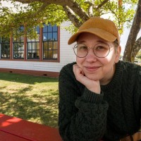 Roxanne Henry Email