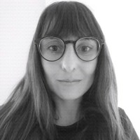 Lucía Gesrik Email