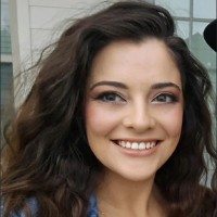 Riana Vicknair Email & Phone Number