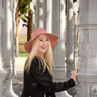 Sarah Holmes Email & Phone Number