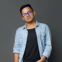 Daniel Bustamante Email