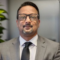 Email e telefono di Kutub Ariwala