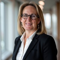 Su Crighton Email & Phone Number