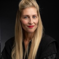 L'Oréal Professionnel Paris Employee Emeline Viannay's profile photo