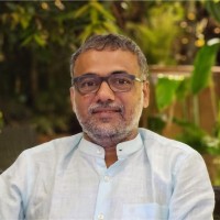 Prakash Velayudhan Email