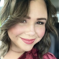 Eva Chavez Email & Phone Number