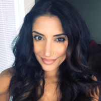 Classic Realty Group IL Employee Randa Abdallah's profile photo