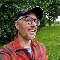 Trey Holt