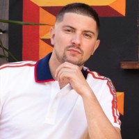 Eniz Hilmi Email & Phone Number