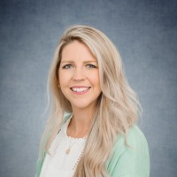 Courtney Daniels Email & Phone Number