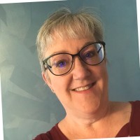 ideal3 Employee Kari Stern's profile photo