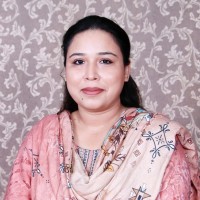 Douxl Technologies Employee Komal Safdar's profile photo