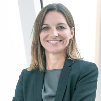 Sandra Wüst Email