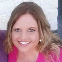 Mind Dance Marketing, Inc. Employee Stephanie Peña's profile photo