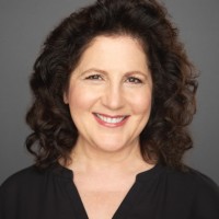 10 MGMT Employee Gina Phillips's profile photo
