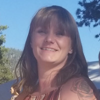 Murdoch's Ranch & Home Supply Employee Elizabeth Houle's profile photo