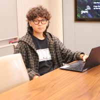 Frances Zhang Email