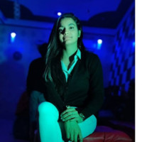 Sania Khan Email