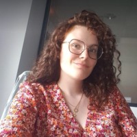 Léa B. Email