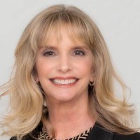 Better Homes and Gardens Real Estate Paracle Employee Darcie Breazzano's profile photo