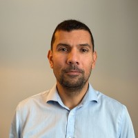 Email e telefono di John Sidhu