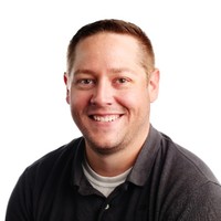 Robert Lindstrom Email & Phone Number