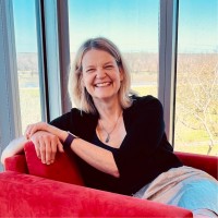 Silke Hoppe Email & Phone Number
