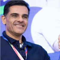 Leonardo Santis Email & Phone Number