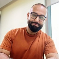 Ecomma Employee Taha Mazkoor's profile photo