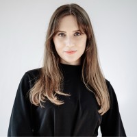 Klaudia Tunkel Email