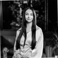 Clear Business Finance Employee Holly Coutts's profile photo