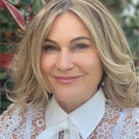 Dee O'Neill Email & Phone Number