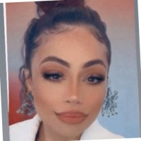 Bloomingdale's Employee Vanessa Leon's profile photo