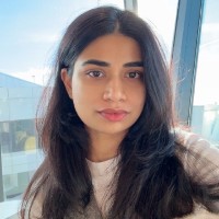 Rubab Ajmal E-Mail & Telefonnummer