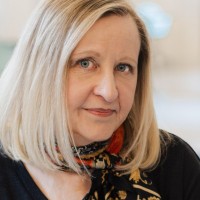 Julie Tokarz-Stoye Email & Phone Number