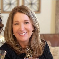 Ideal Dermatology-Skin. Employee Laura Mari's profile photo