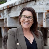 Jeanette Swain Email & Phone Number