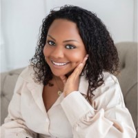 Lyvia Seraline Email & Phone Number