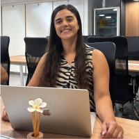 Natalia Canarelli Email