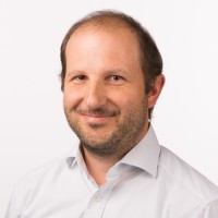 Lukas Hefner Email