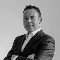 Capitaux Search Partners Employee Richard Thomas's profile photo