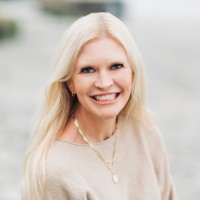 PointClickCare Employee Kari Hall's profile photo