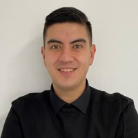 Mustafa Solak Email